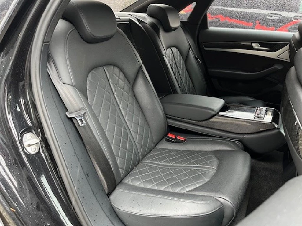Hoofdafbeelding Audi S8