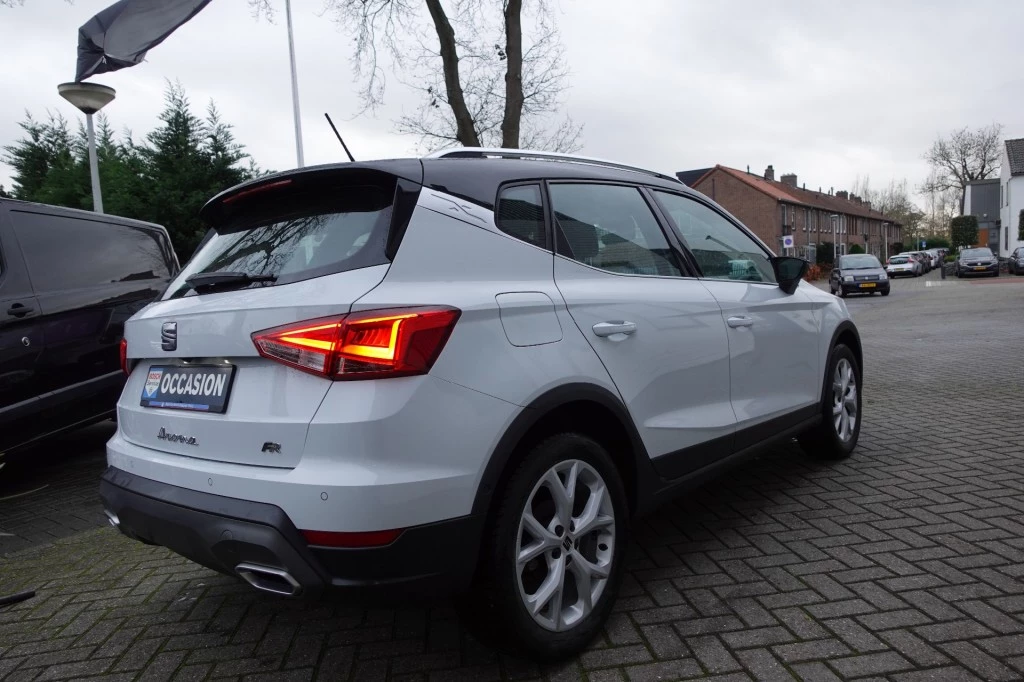 Hoofdafbeelding SEAT Arona