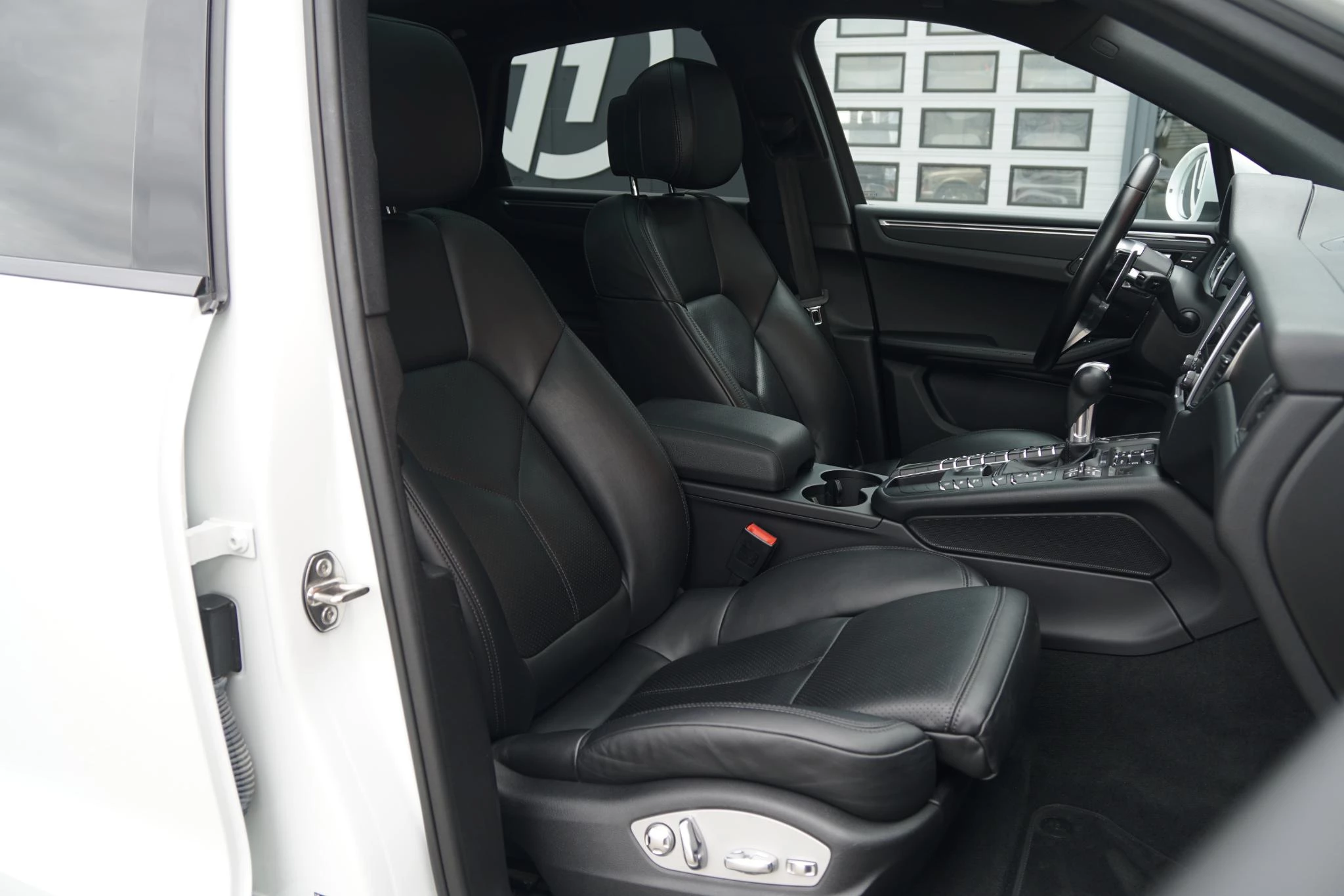 Hoofdafbeelding Porsche Macan