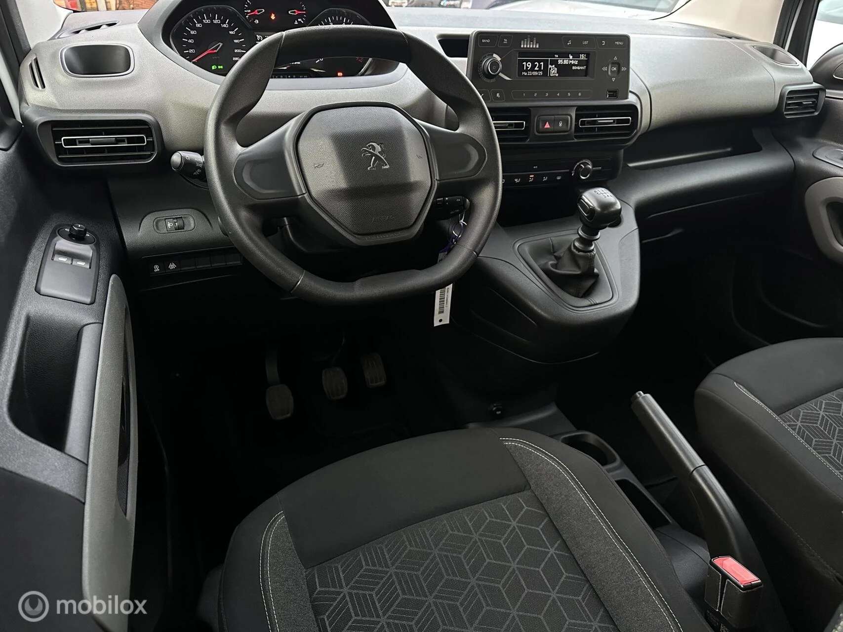 Hoofdafbeelding Peugeot Rifter