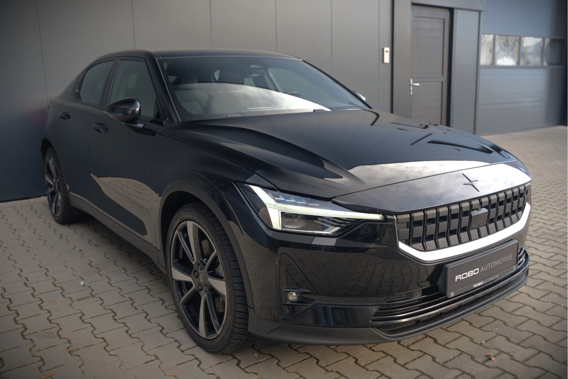 Hoofdafbeelding Polestar 2