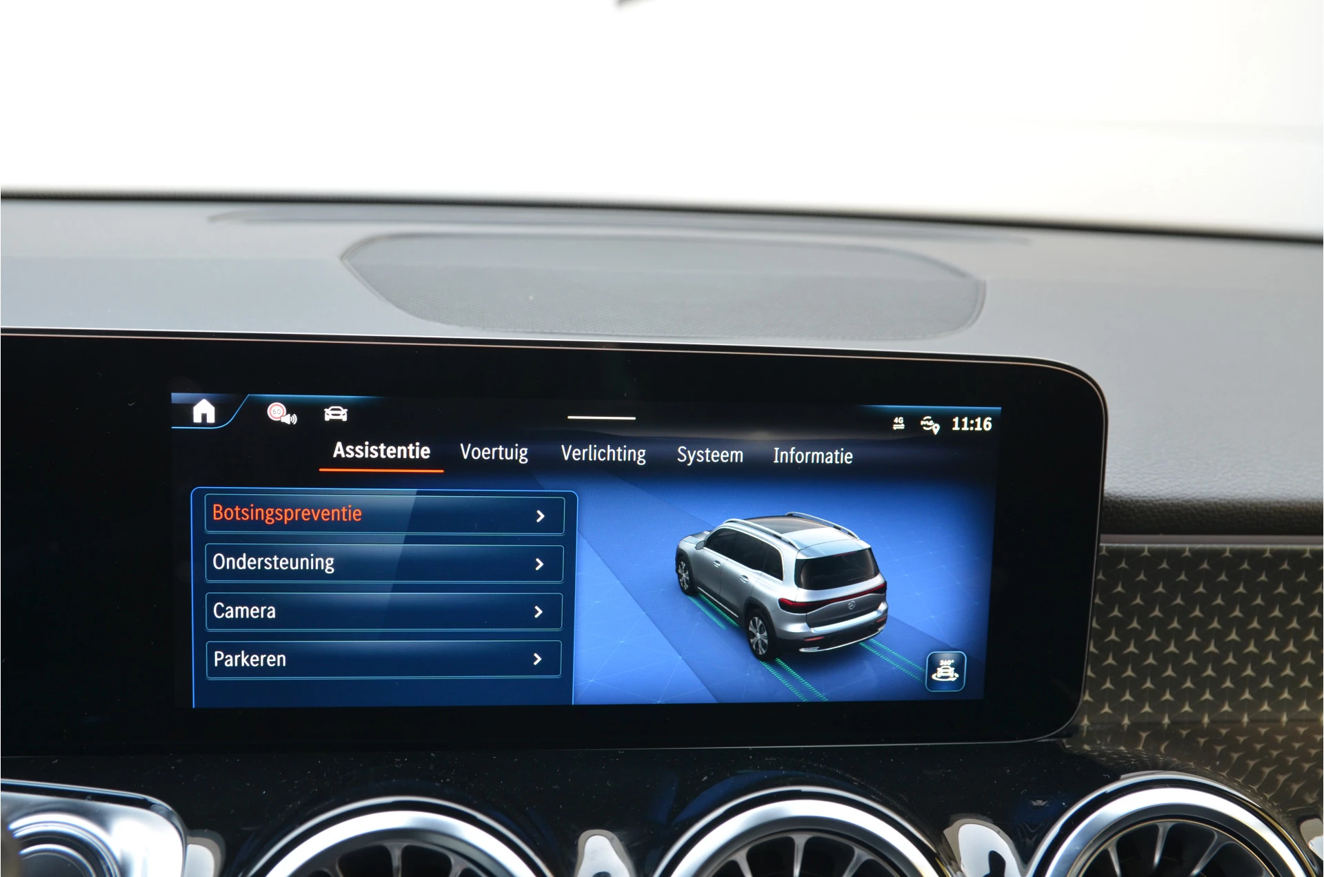 Hoofdafbeelding Mercedes-Benz EQB