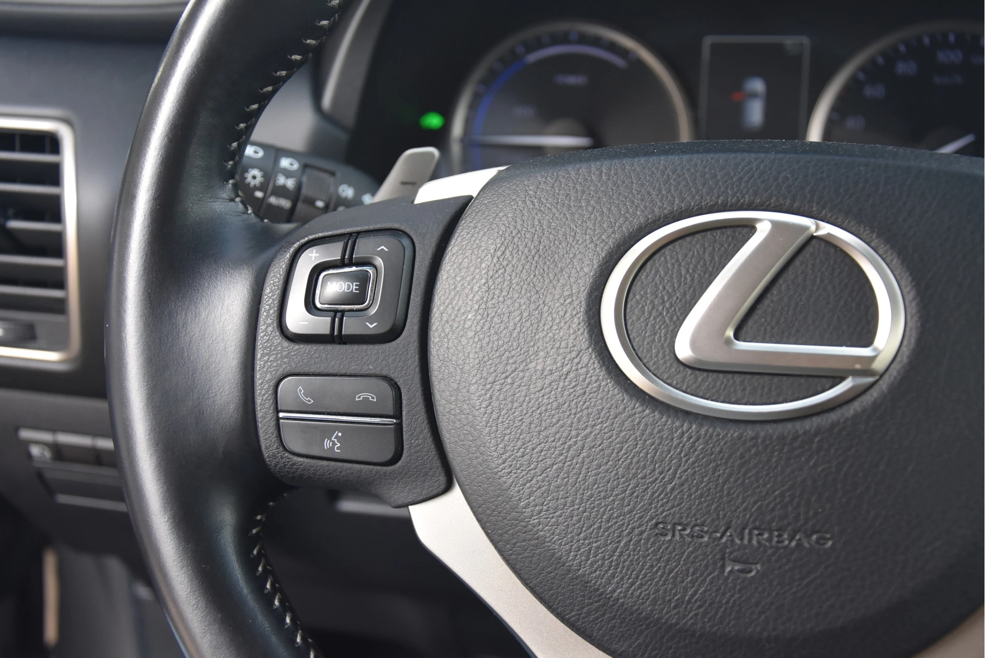 Hoofdafbeelding Lexus NX