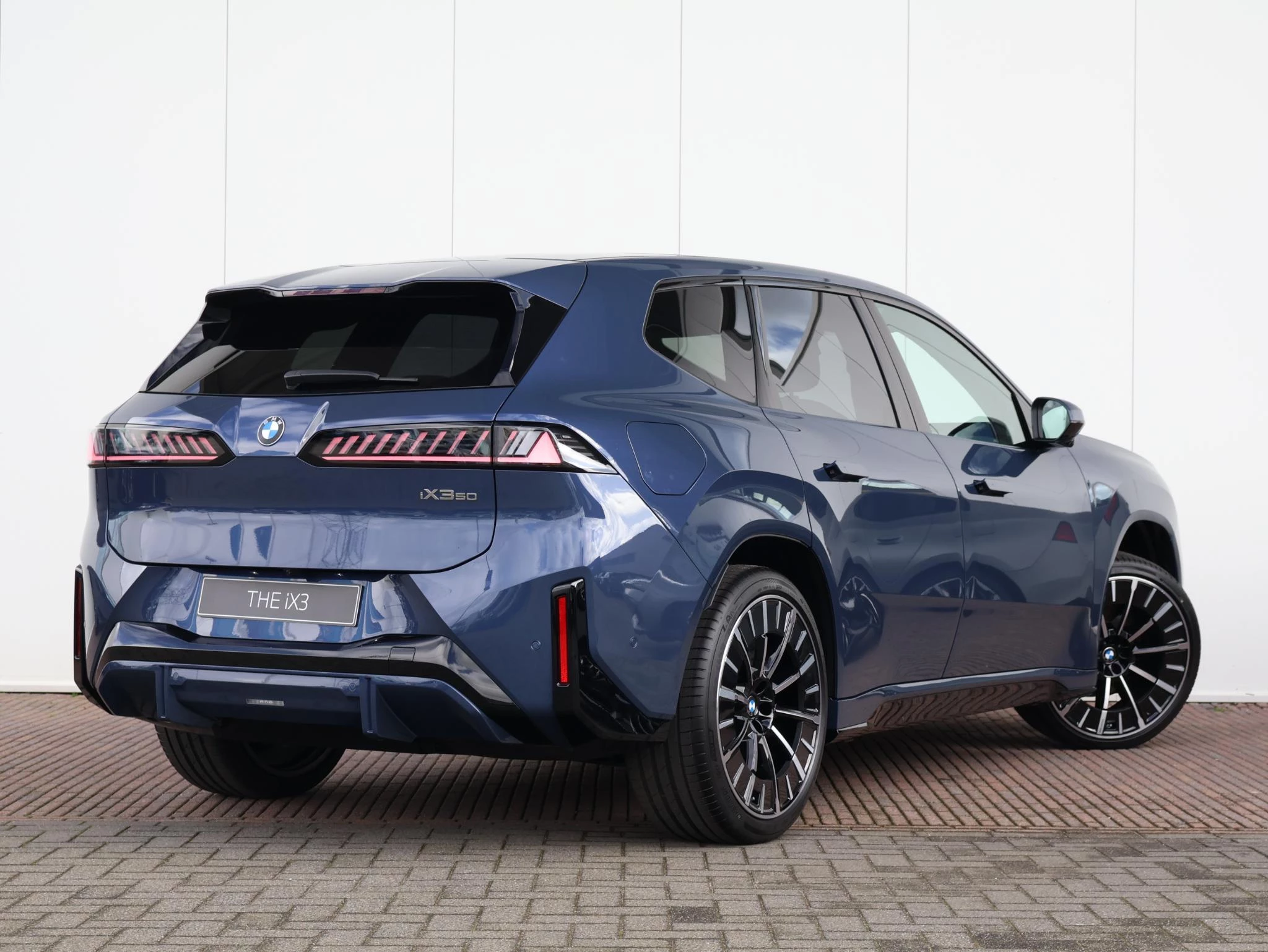 Hoofdafbeelding BMW iX3