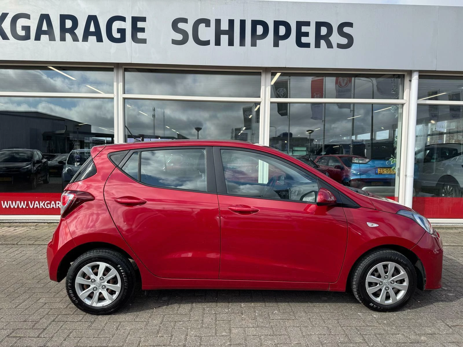 Hoofdafbeelding Hyundai i10