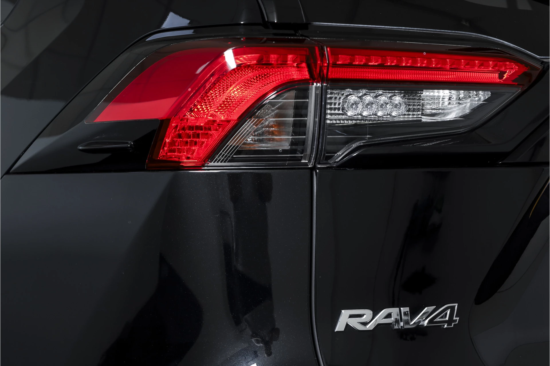 Hoofdafbeelding Toyota RAV4