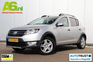Hoofdafbeelding Dacia Sandero Stepway Dacia Sandero 0.9 TCe Stepway Lauréate Trekhaak Navigatie Airco Cruise Control Parkeersensor goed onderhouden
