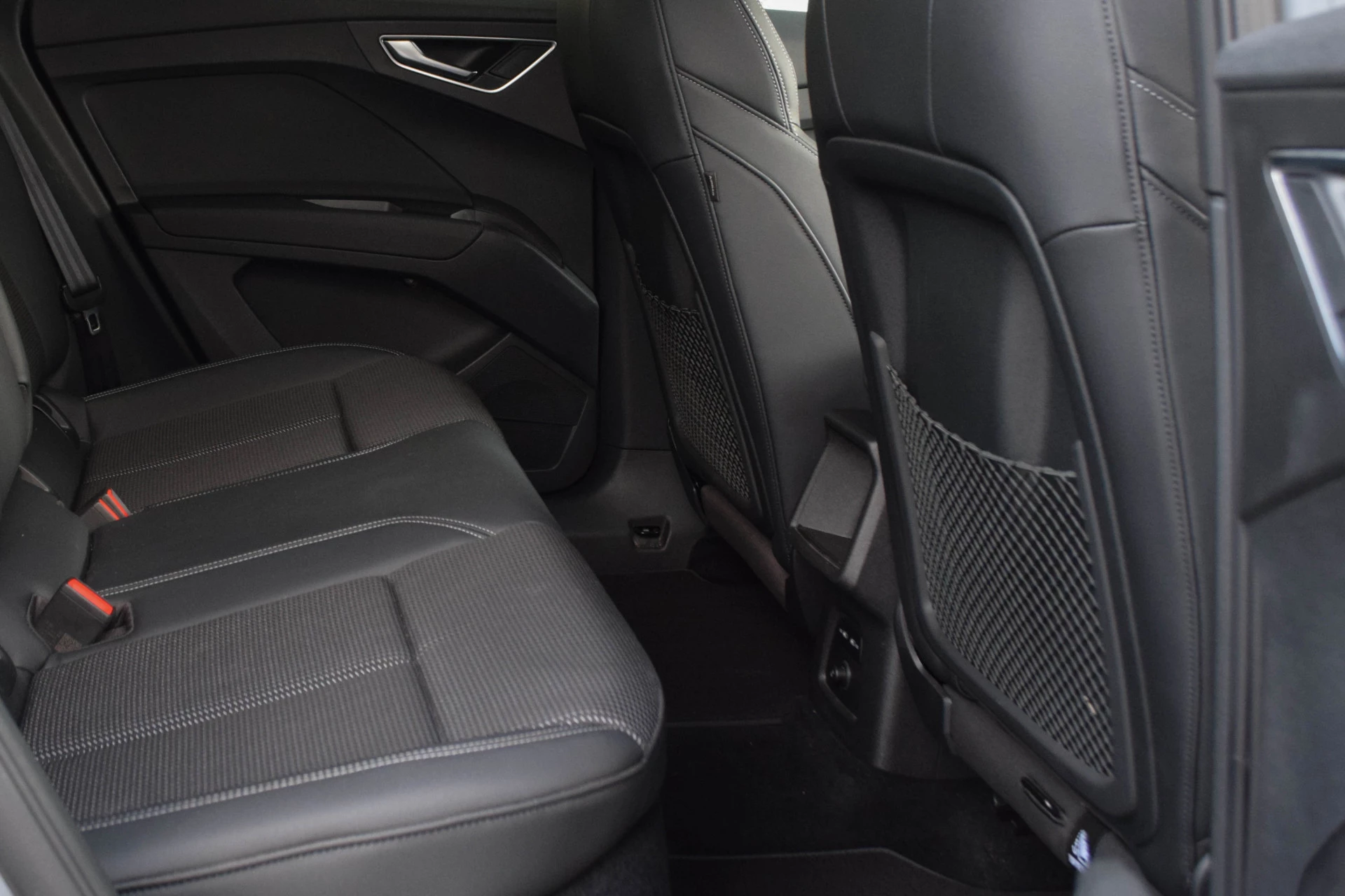 Hoofdafbeelding Audi Q4 e-tron