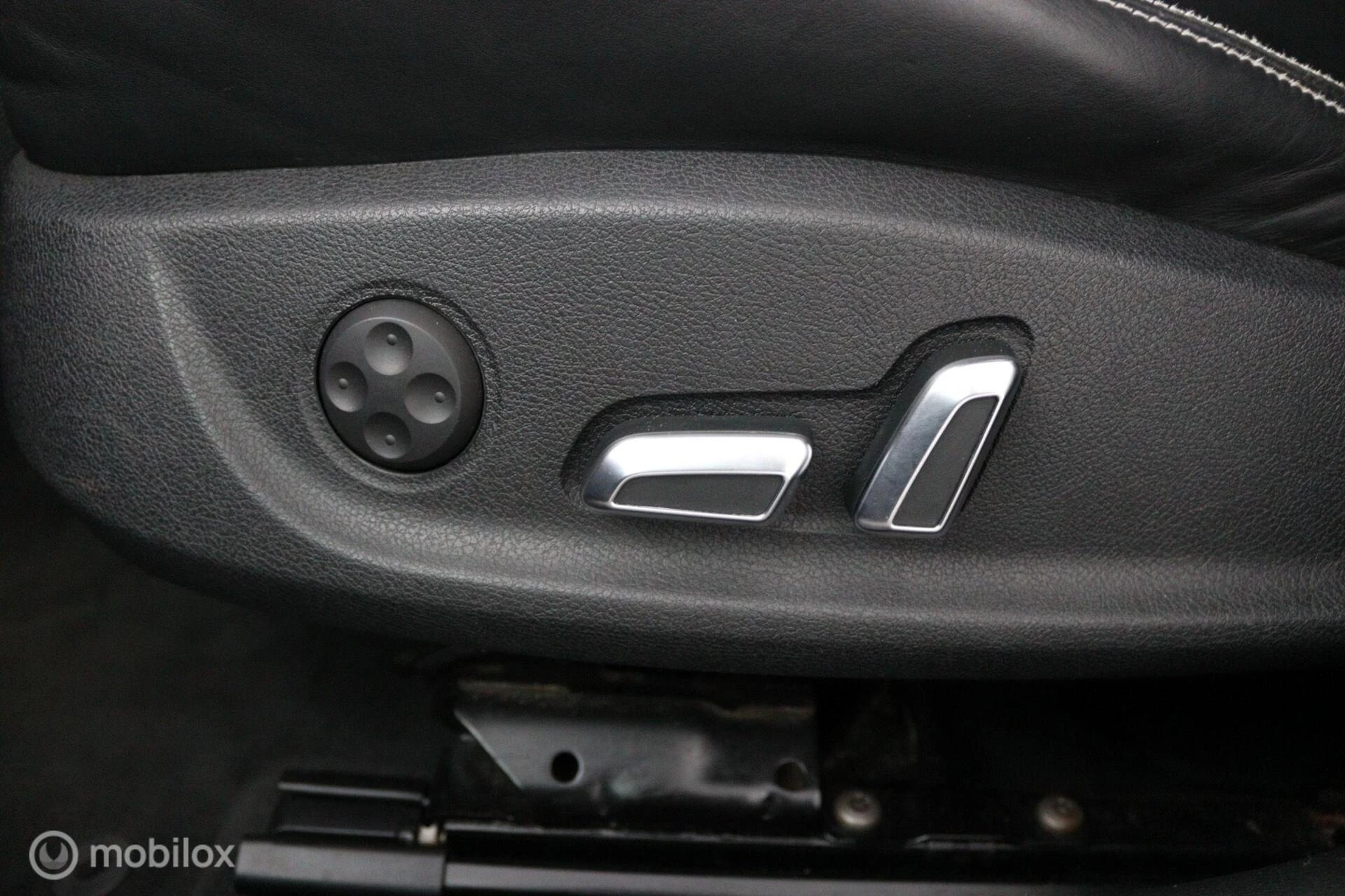 Hoofdafbeelding Audi S4