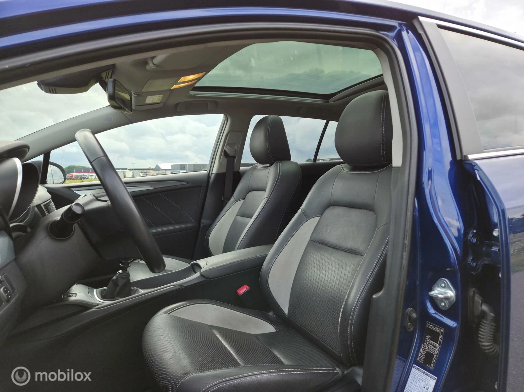 Hoofdafbeelding Toyota Avensis