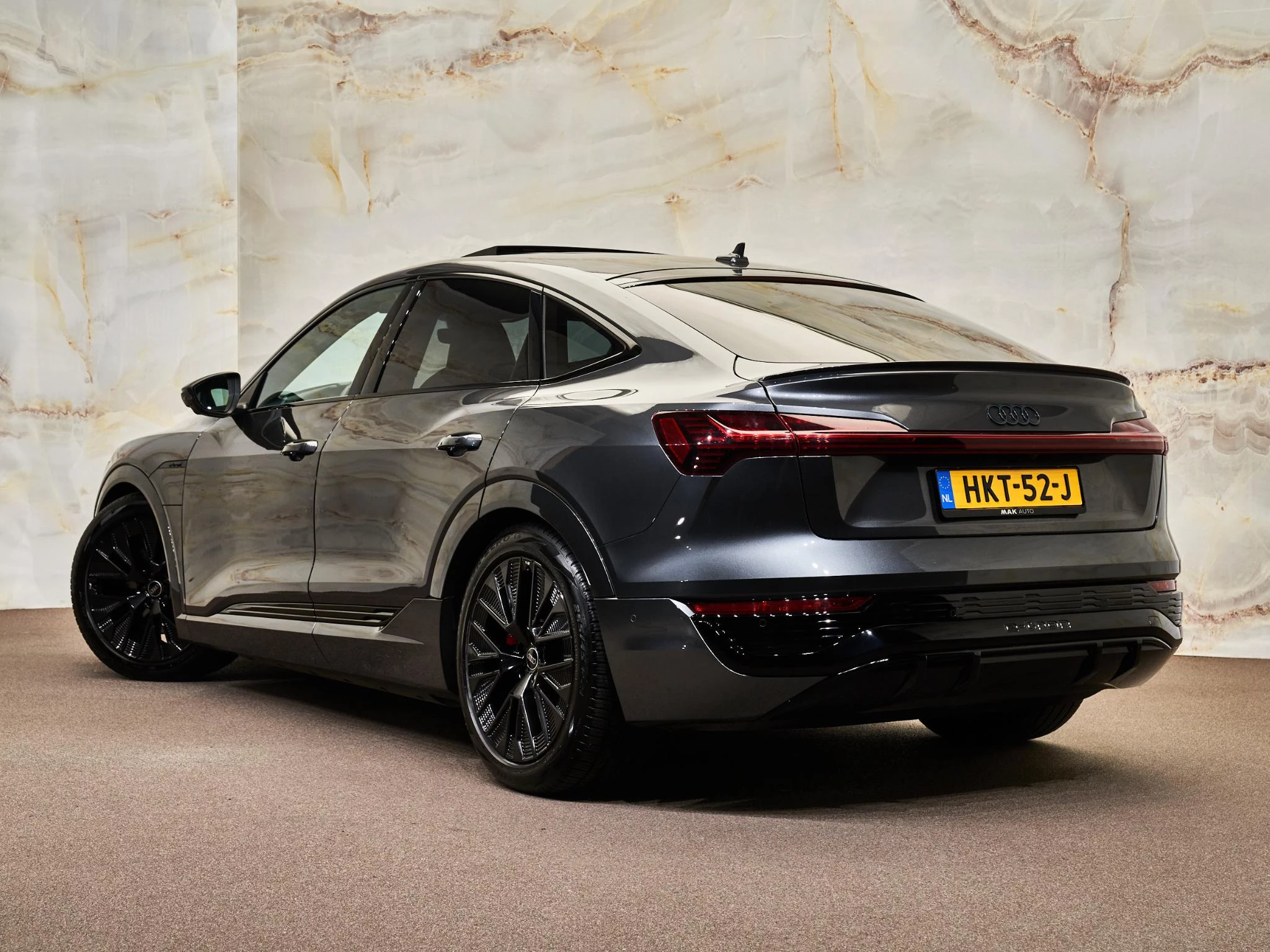 Hoofdafbeelding Audi Q8 Sportback e-tron