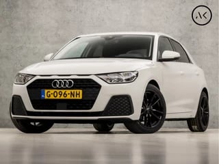 Audi A1 Sportback 30 TFSI Black&White Sport Automaat (APPLE CARPLAY, GROOT NAVI, DIGITAL COCKPIT, GETINT GLAS, SPORTSTOELEN, CRUISE, LANE ASSIST, LM VELGEN, NIEUWSTAAT)