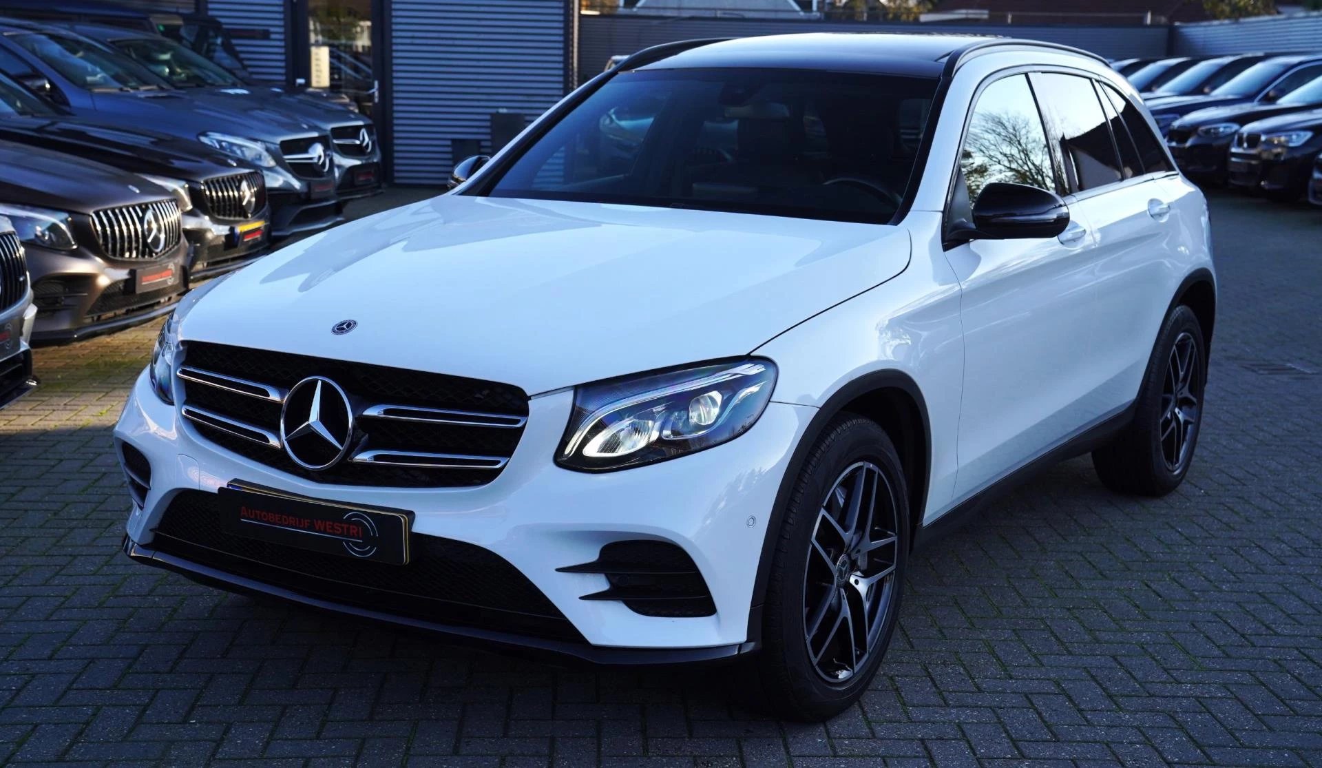 Hoofdafbeelding Mercedes-Benz GLC