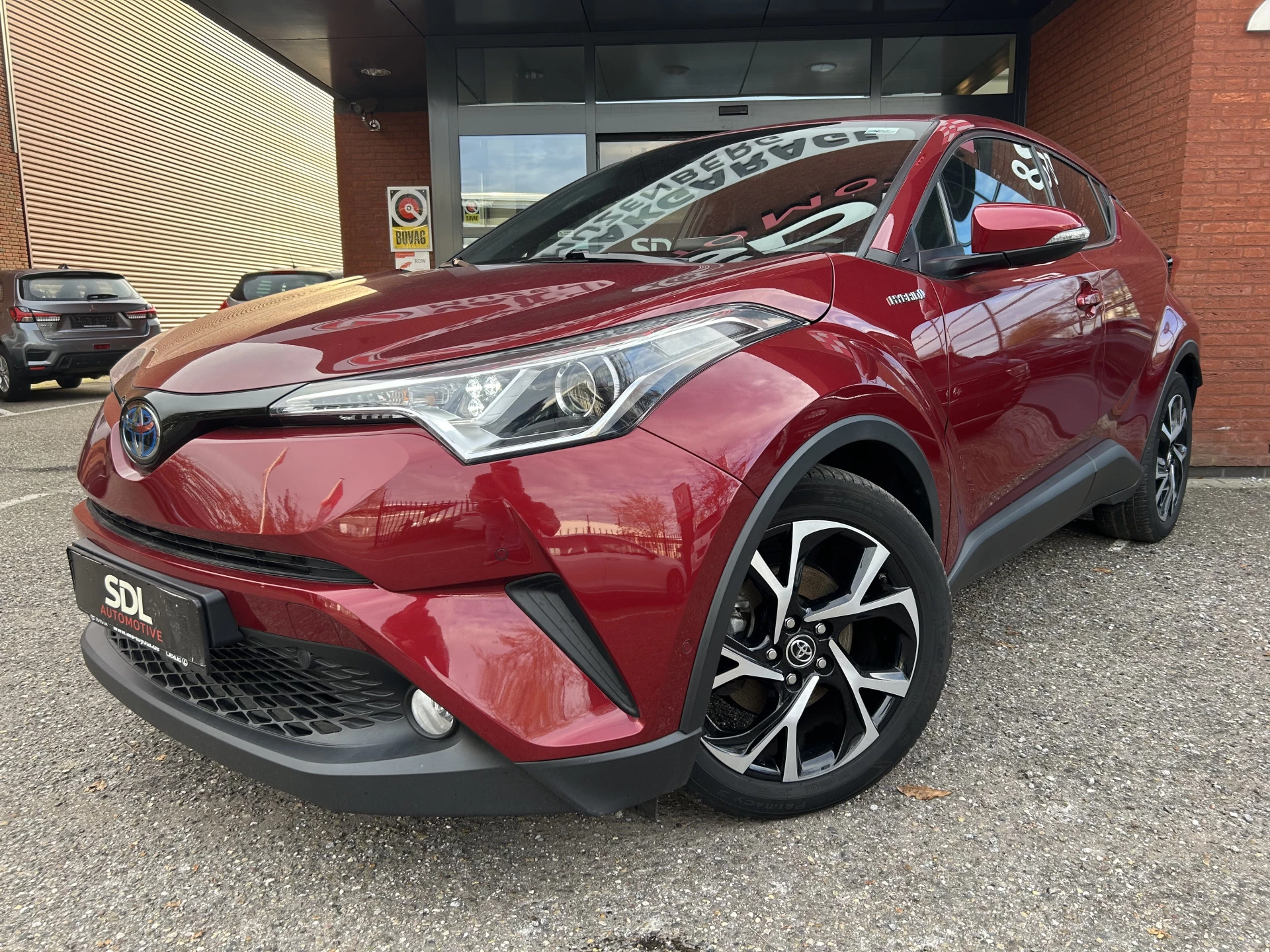 Hoofdafbeelding Toyota C-HR