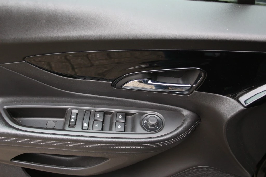 Hoofdafbeelding Opel Mokka X