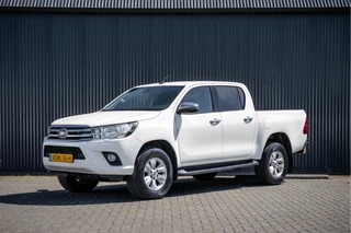 Hoofdafbeelding Toyota Hilux Toyota Hilux 2.4 D 4WD | 150 PK | Automaat | Camera | Cruise | Navi | Trekhaak