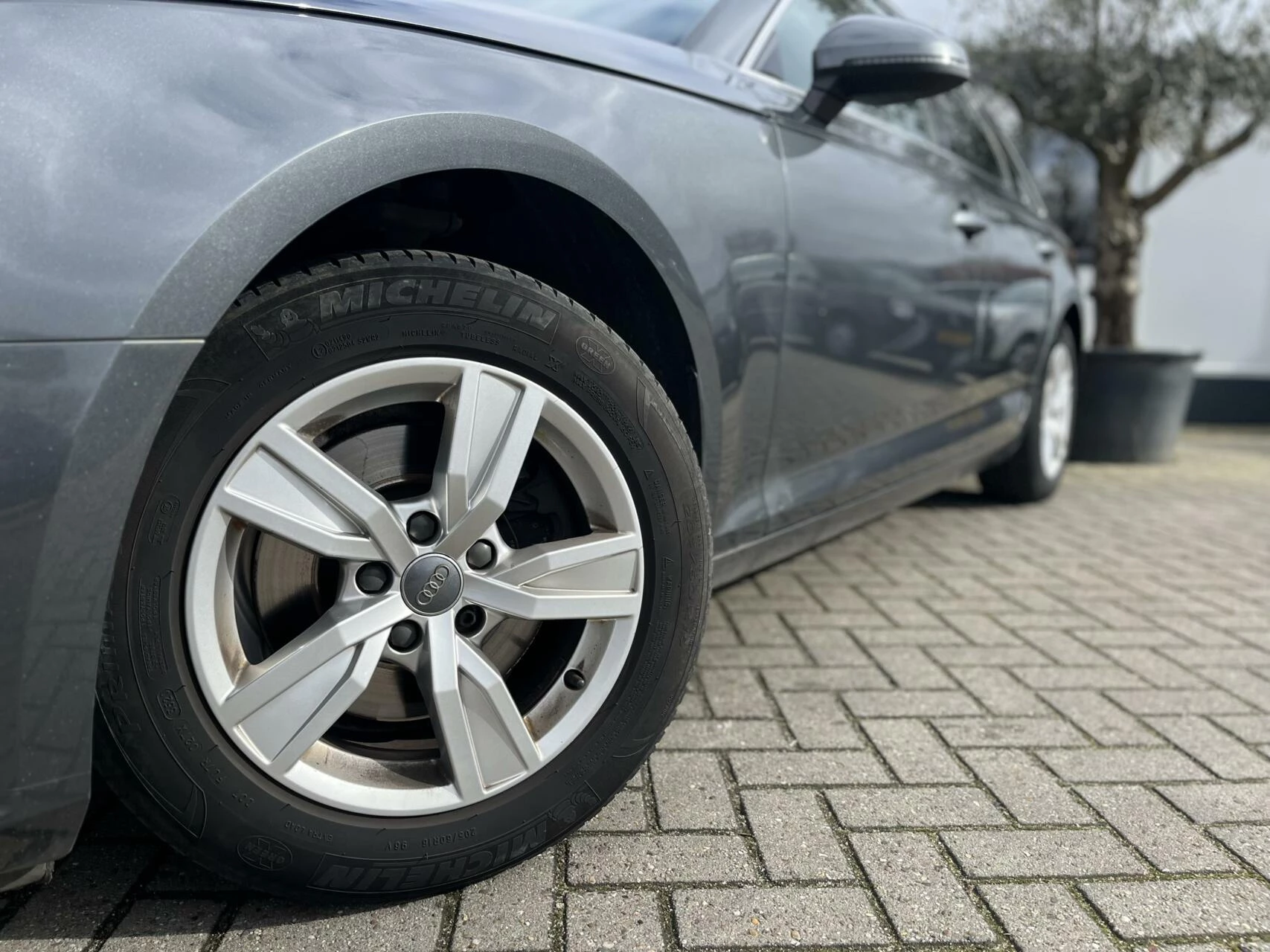 Hoofdafbeelding Audi A4