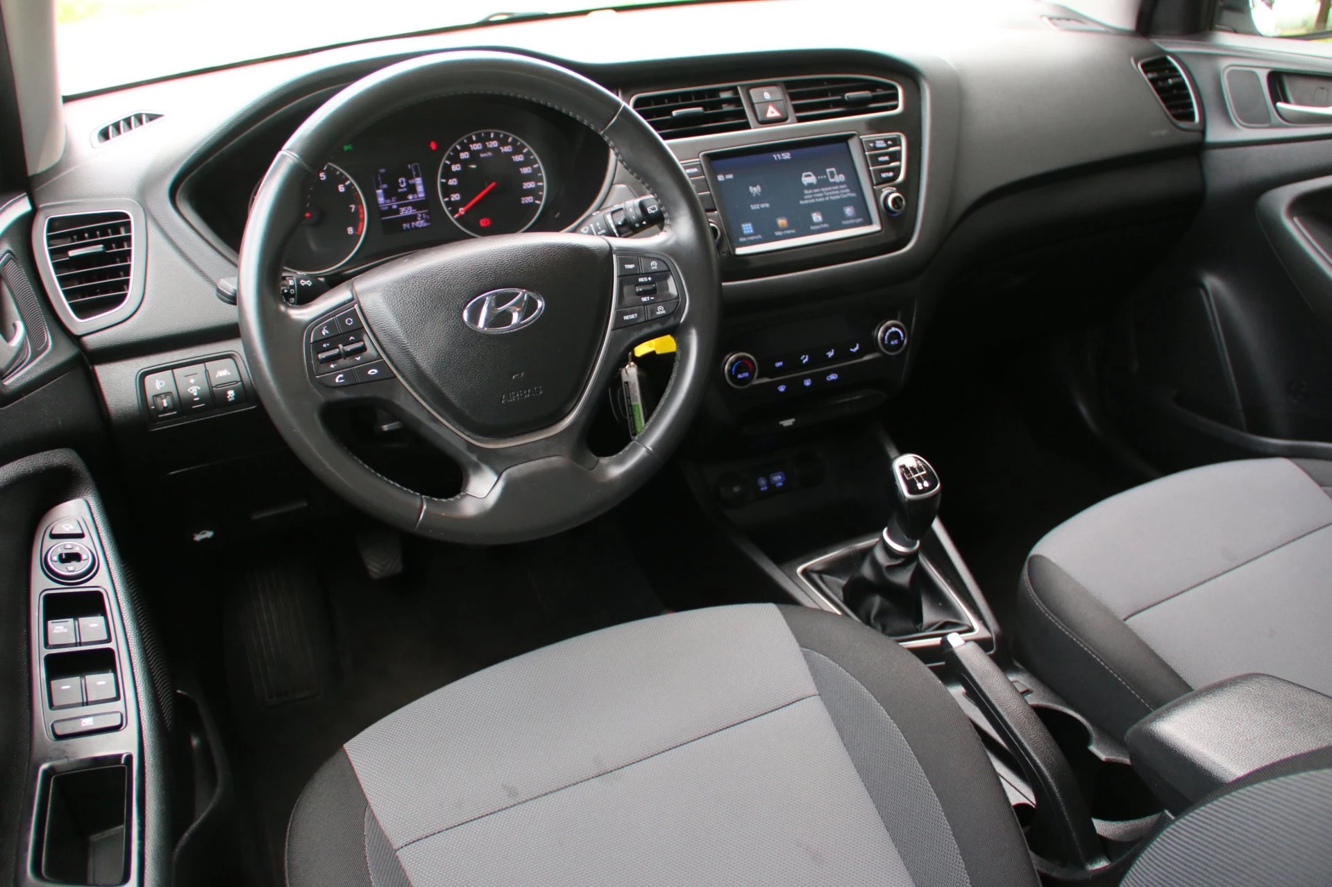 Hoofdafbeelding Hyundai i20