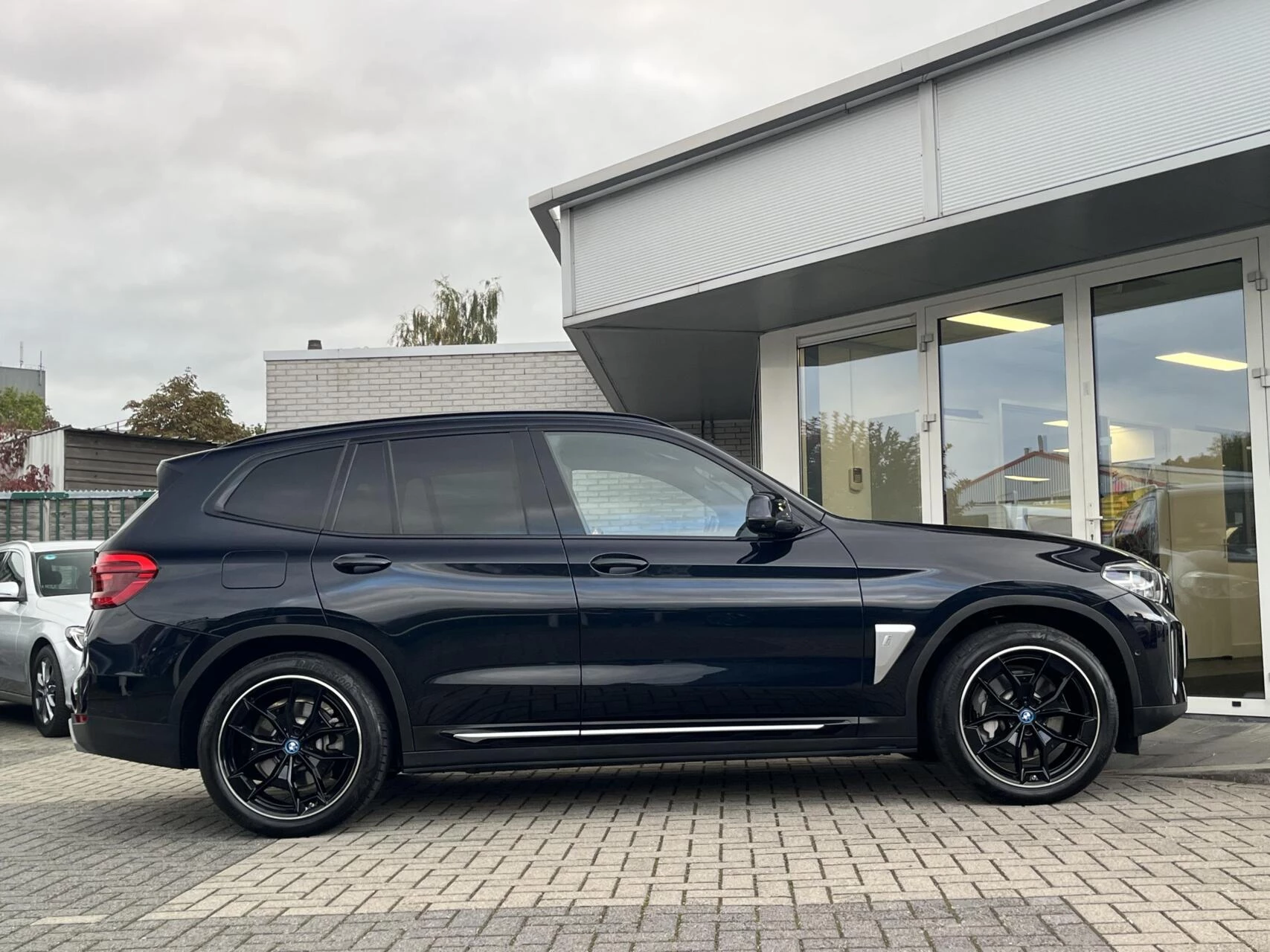 Hoofdafbeelding BMW iX3