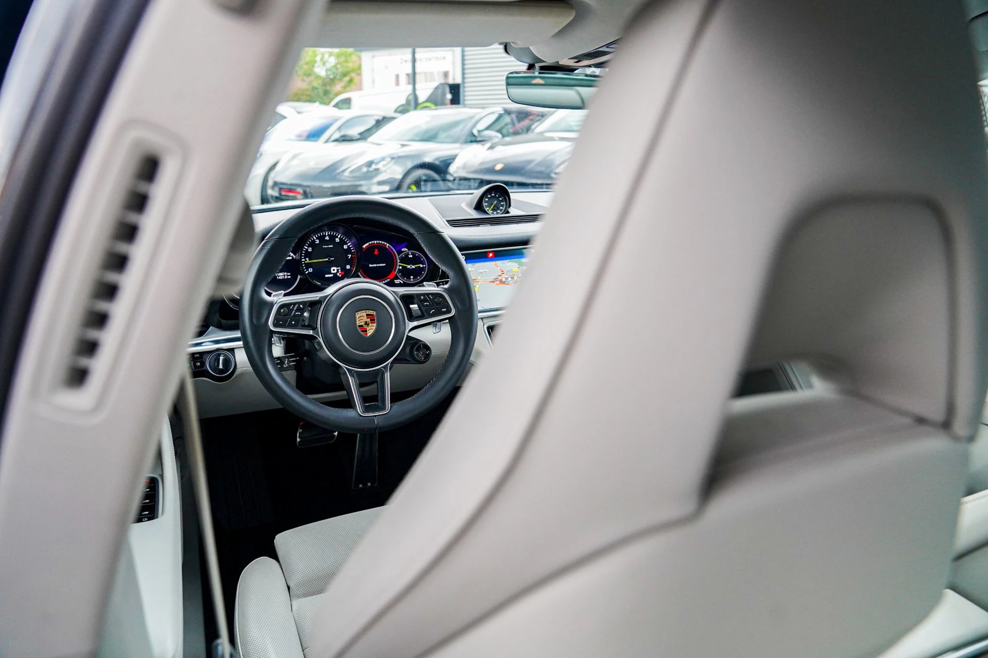 Hoofdafbeelding Porsche Panamera