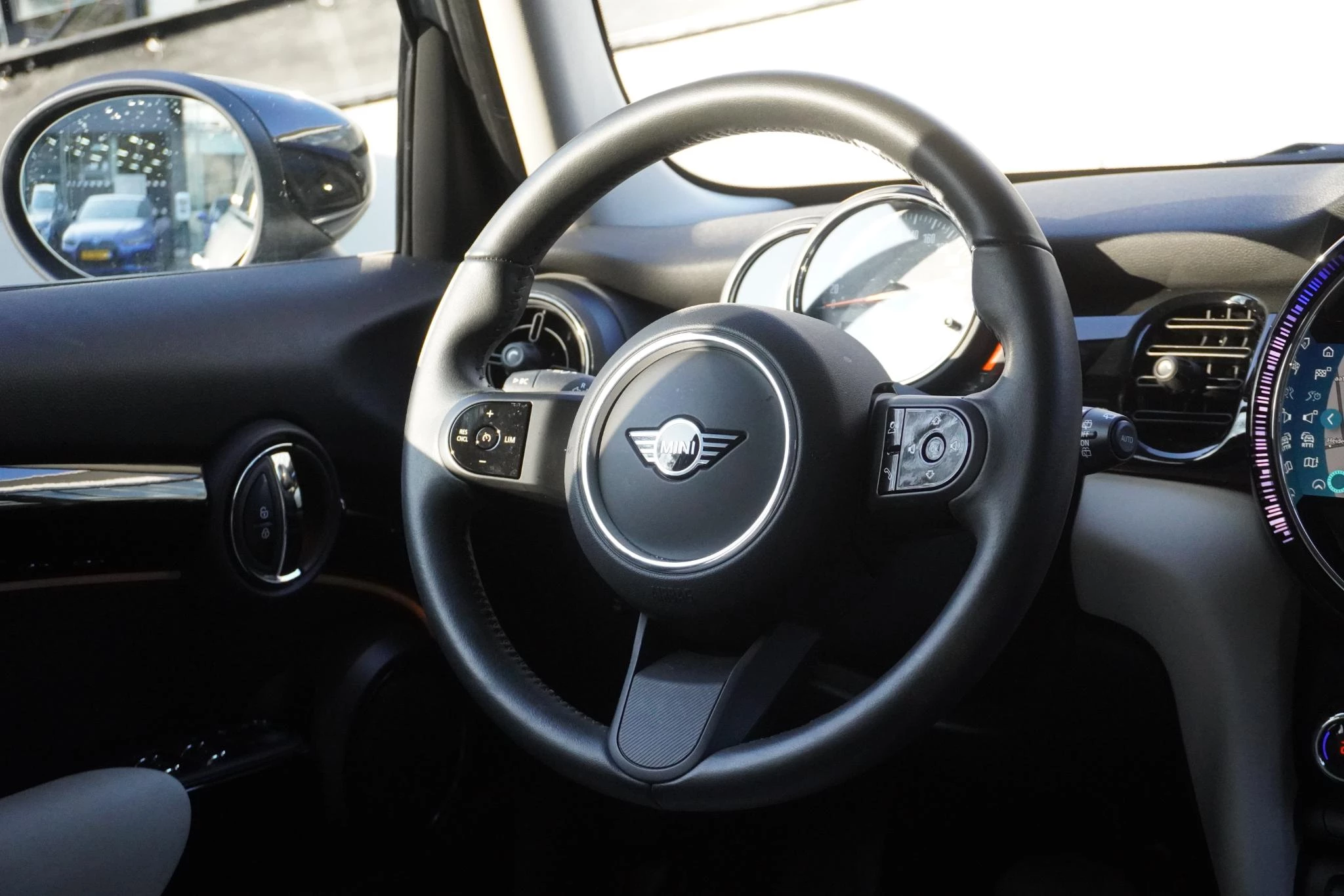 Hoofdafbeelding MINI 5-deurs