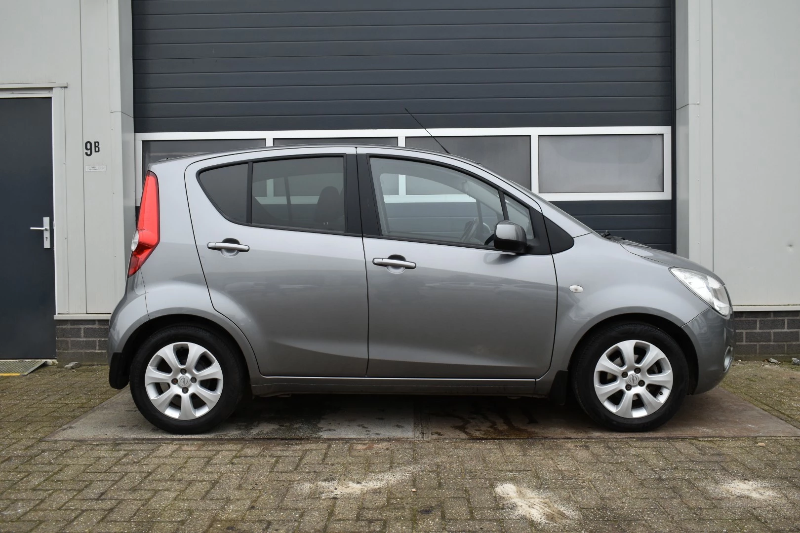 Hoofdafbeelding Opel Agila