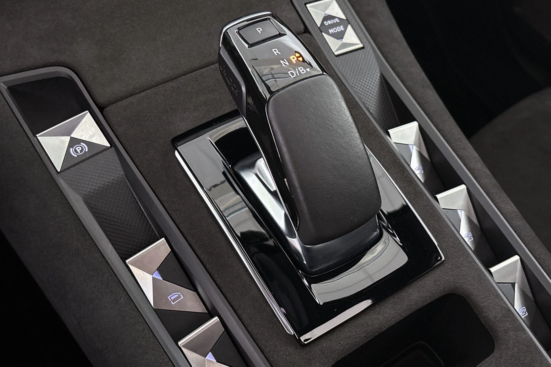 Hoofdafbeelding DS DS 7