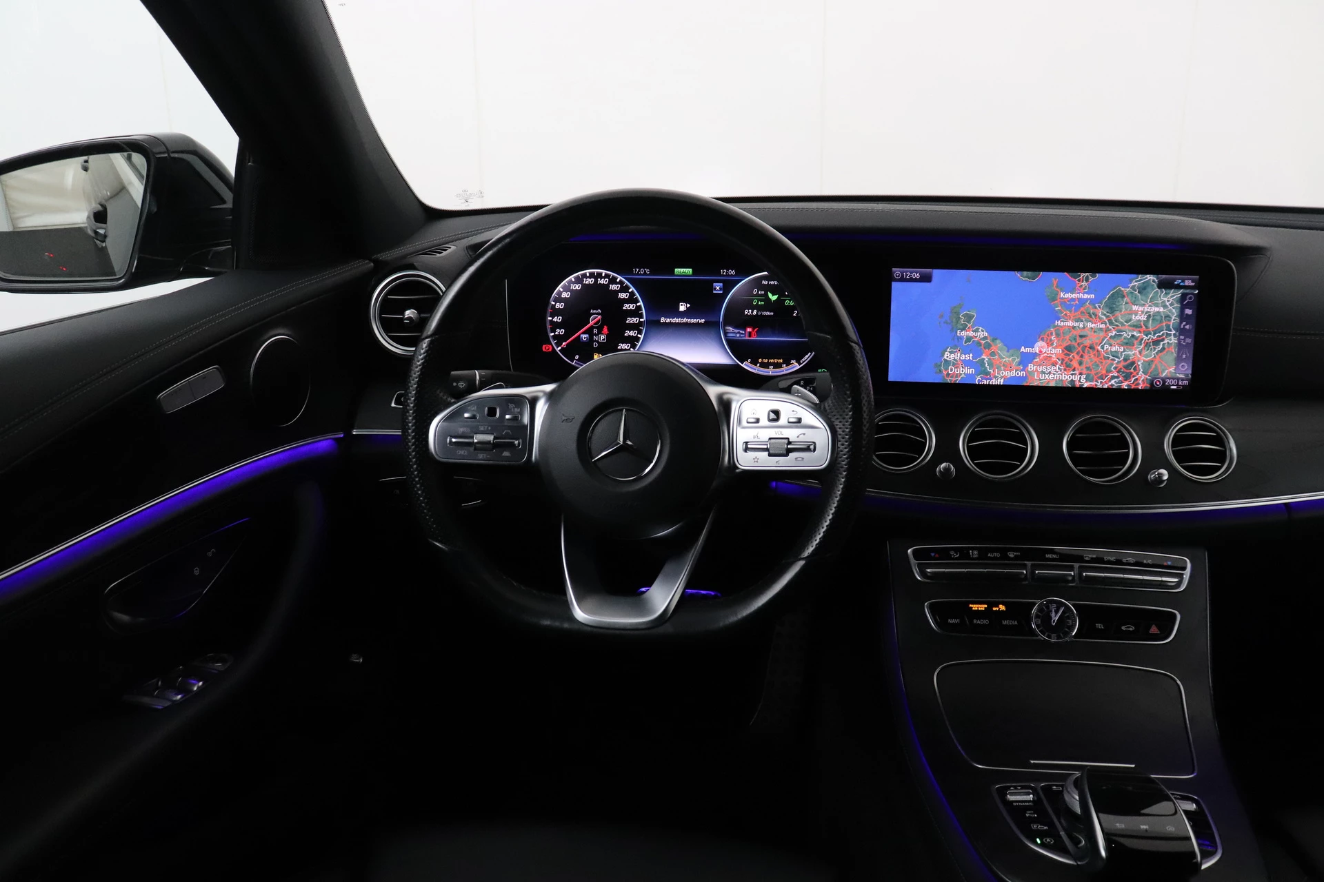 Hoofdafbeelding Mercedes-Benz E-Klasse