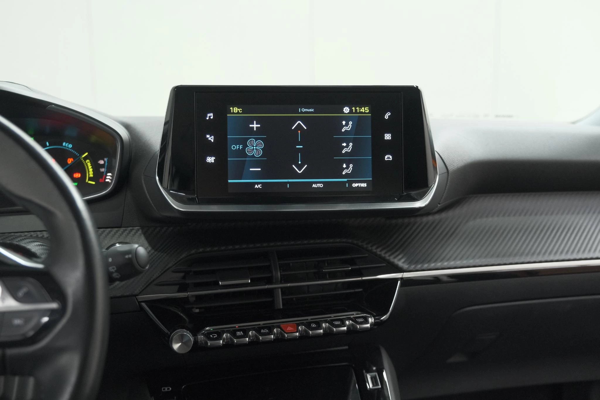 Hoofdafbeelding Peugeot e-2008