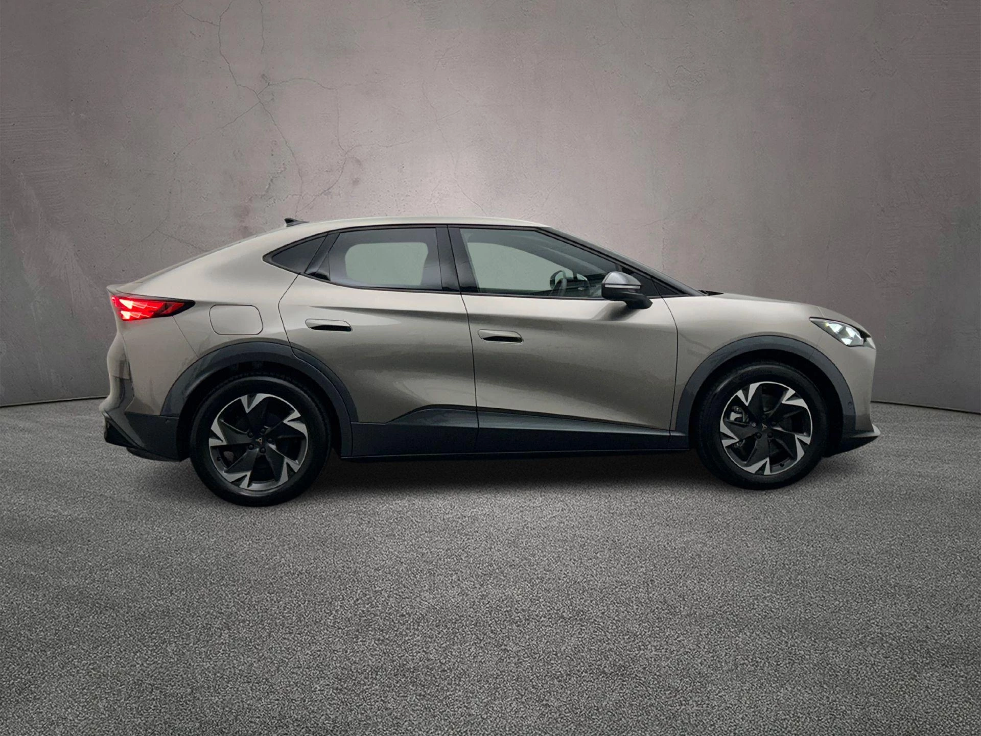 Hoofdafbeelding CUPRA Tavascan