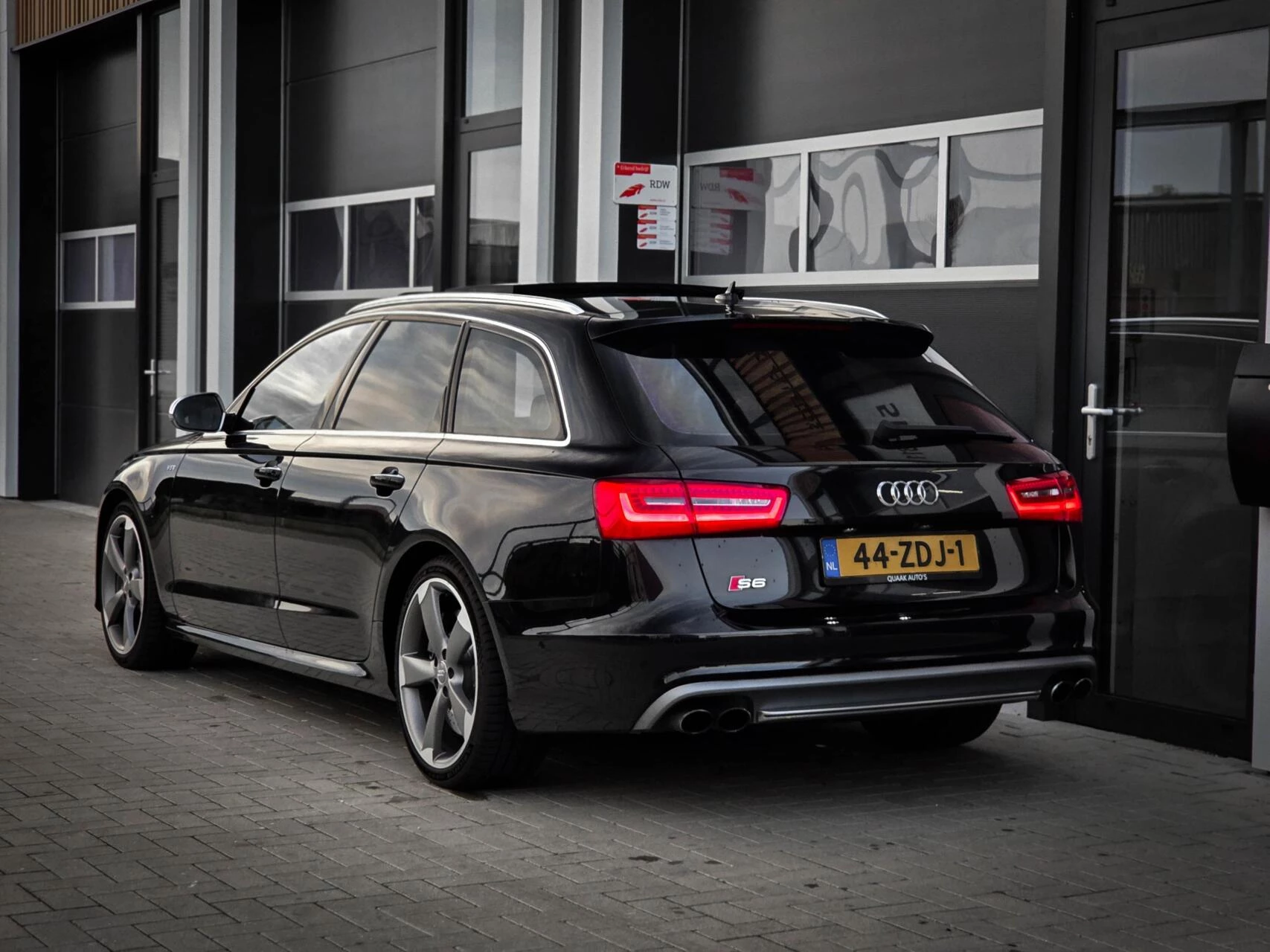 Hoofdafbeelding Audi S6