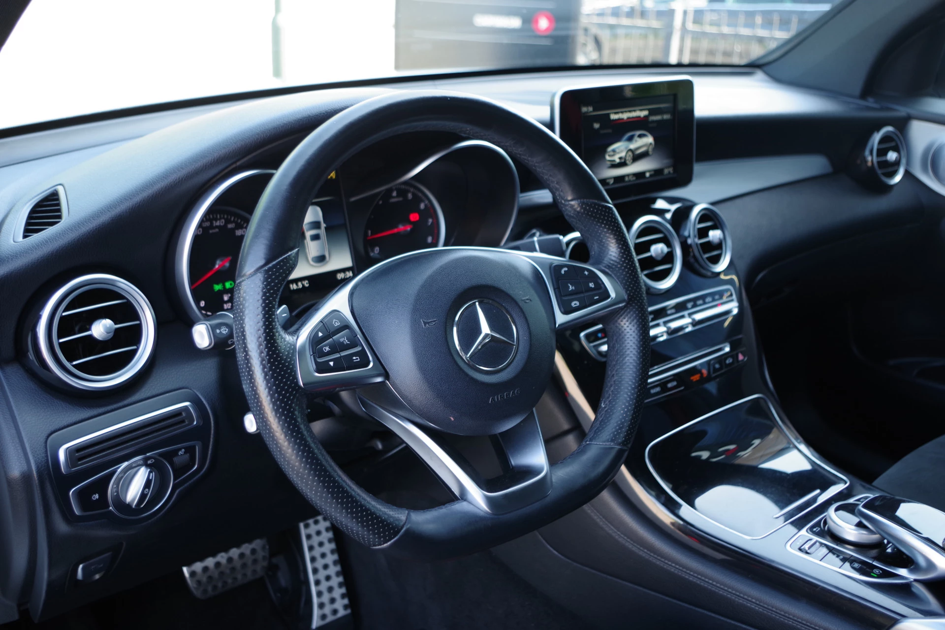 Hoofdafbeelding Mercedes-Benz GLC