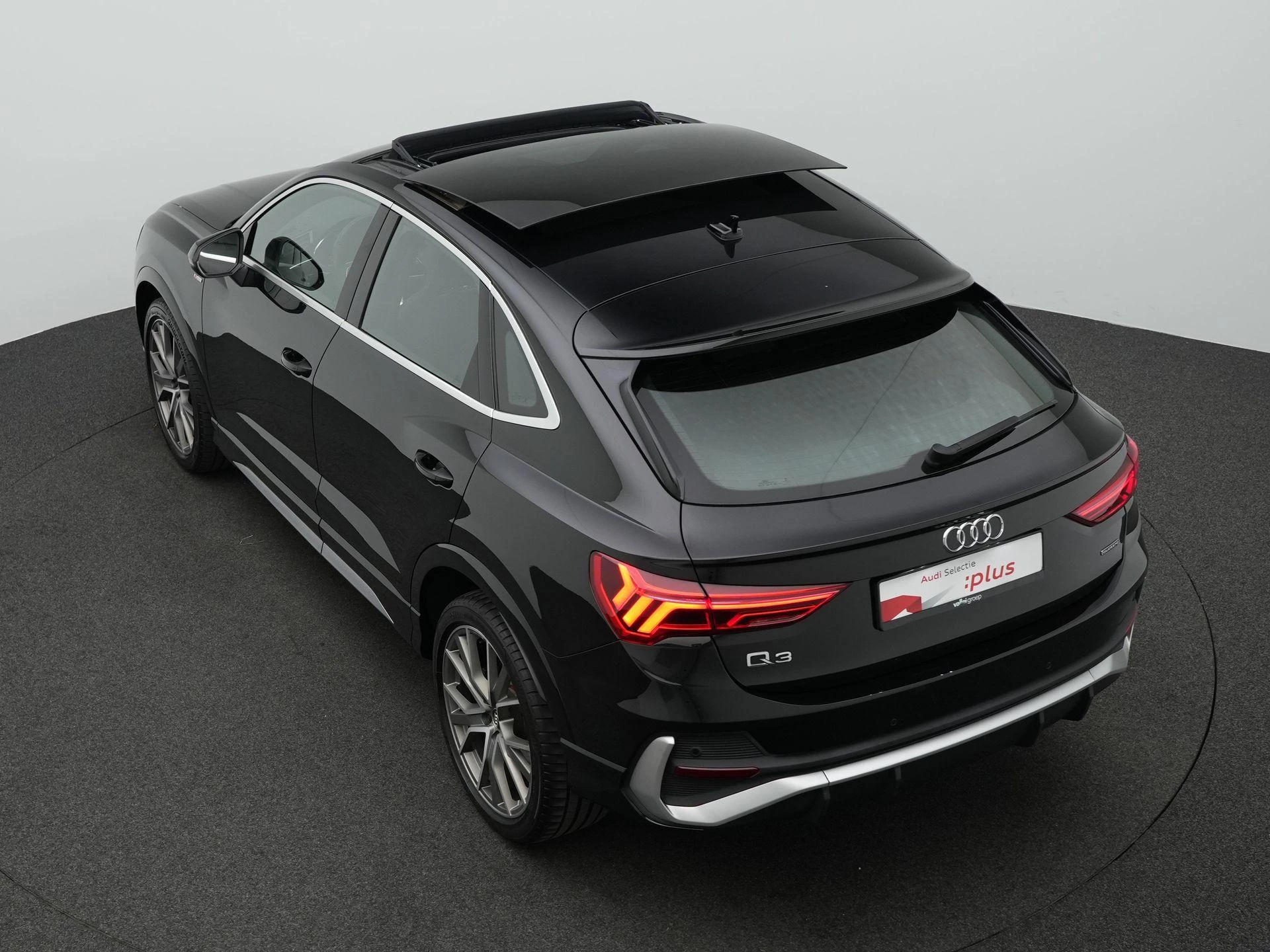 Hoofdafbeelding Audi Q3