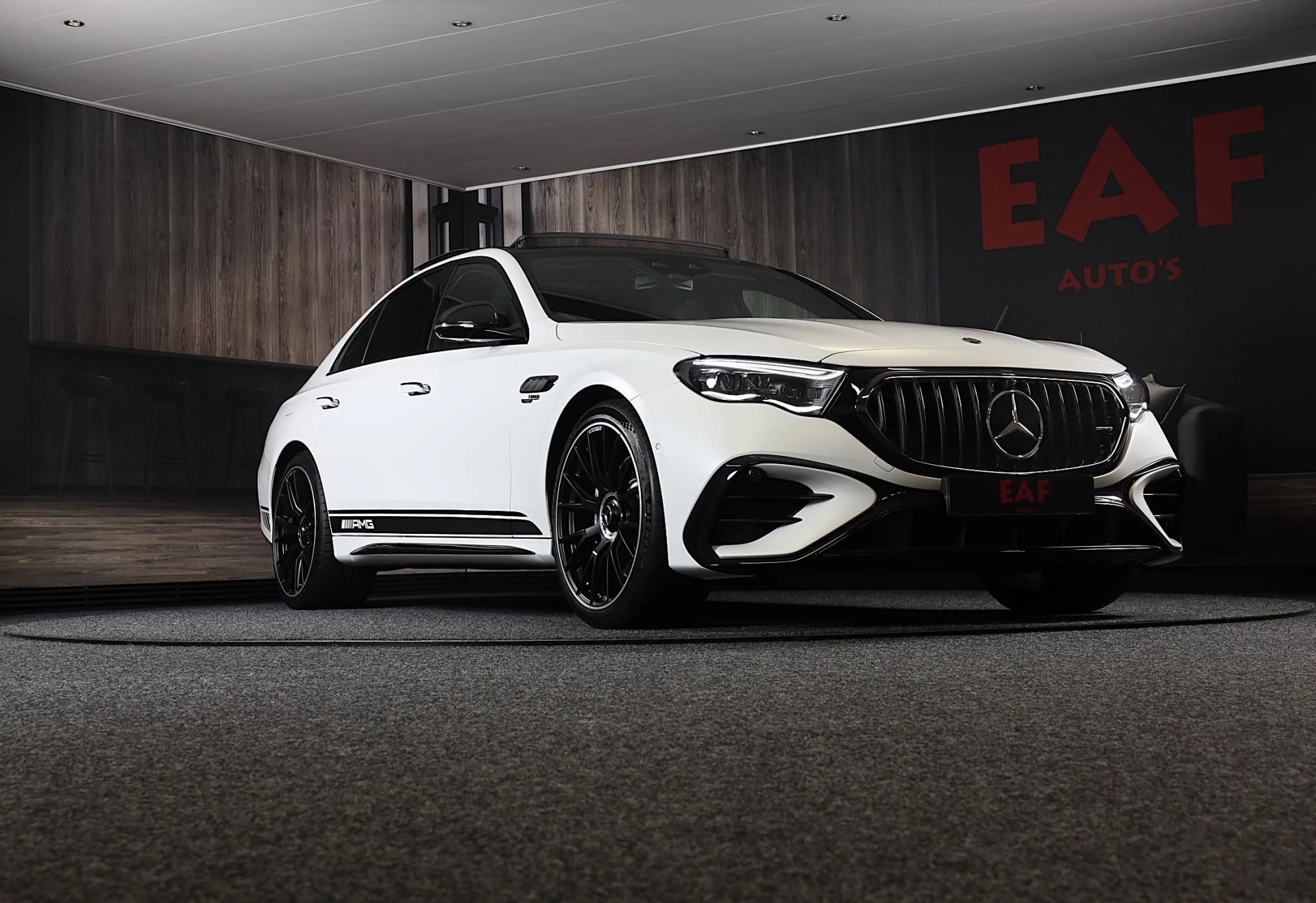Hoofdafbeelding Mercedes-Benz E-Klasse