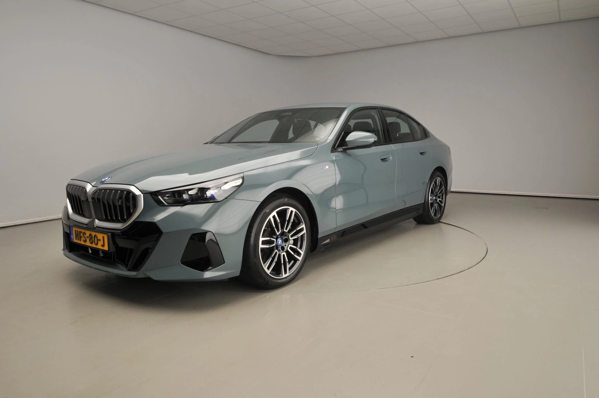 Hoofdafbeelding BMW i5