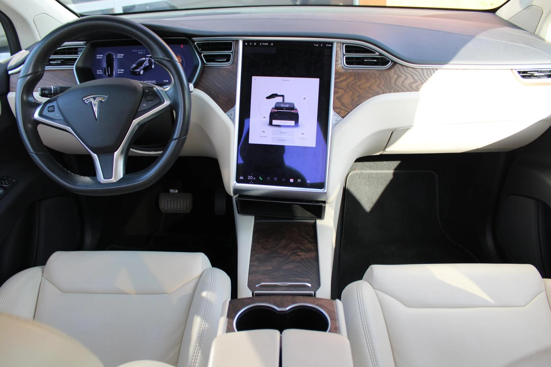 Hoofdafbeelding Tesla Model X