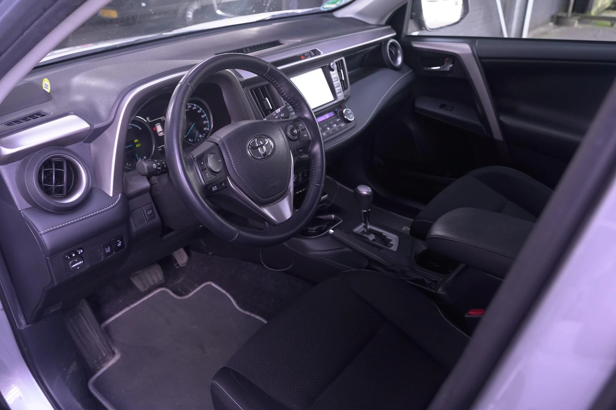 Hoofdafbeelding Toyota RAV4