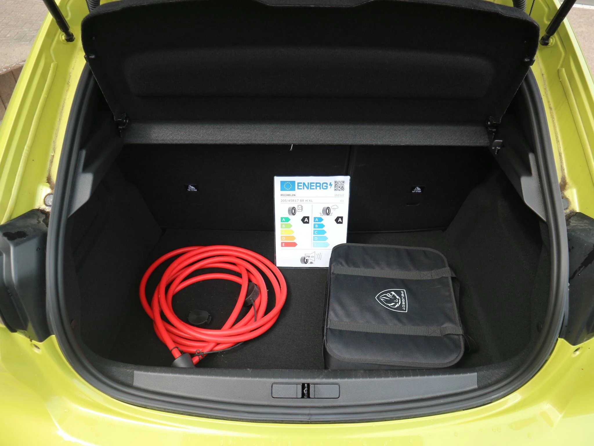 Hoofdafbeelding Peugeot e-208