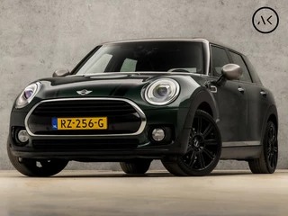 Hoofdafbeelding MINI Clubman MINI Clubman Mini 1.5 John Cooper Works (PANORAMADAK, GROOT NAVI, KUIPSTOELEN, LEDER/ALCANTARA, STOELVERWARMING, HARMAN/KARDON, LED KOPLAMPEN, CRUISE, NIEUWSTAAT)