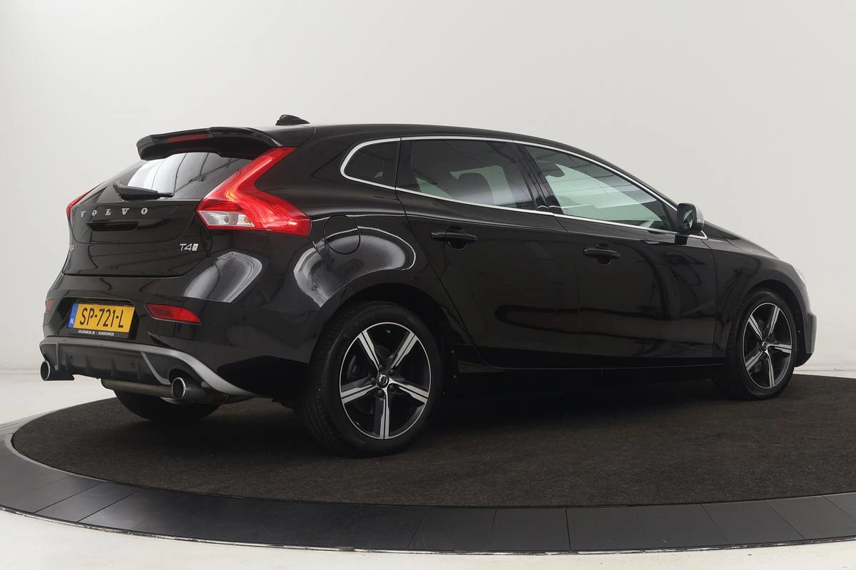 Hoofdafbeelding Volvo V40