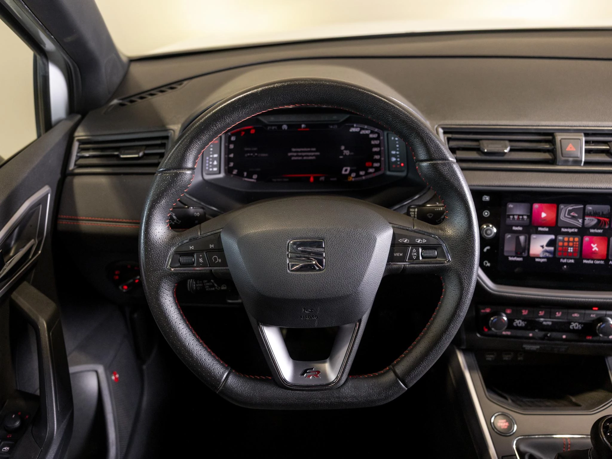 Hoofdafbeelding SEAT Arona