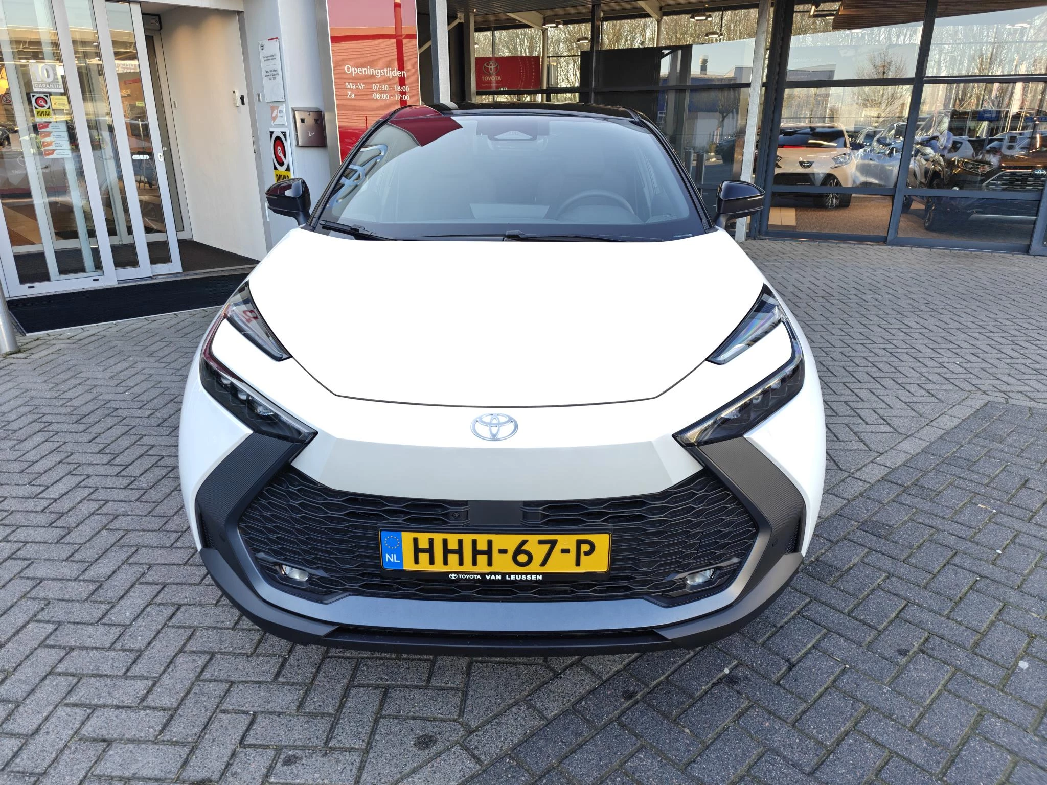 Hoofdafbeelding Toyota C-HR