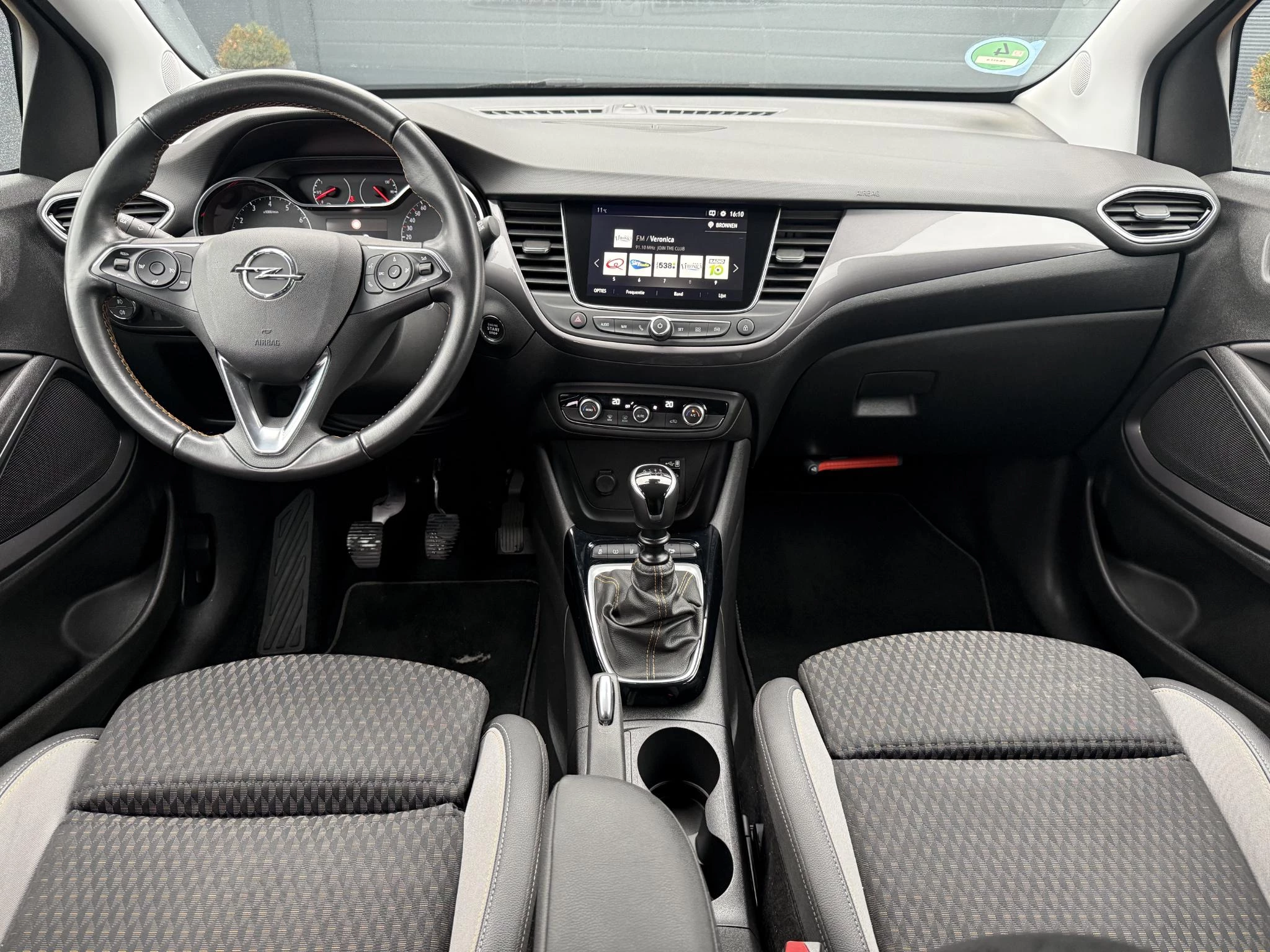 Hoofdafbeelding Opel Crossland X