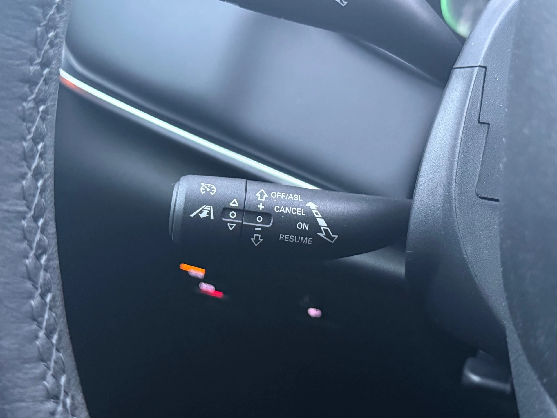 Hoofdafbeelding MG Marvel R