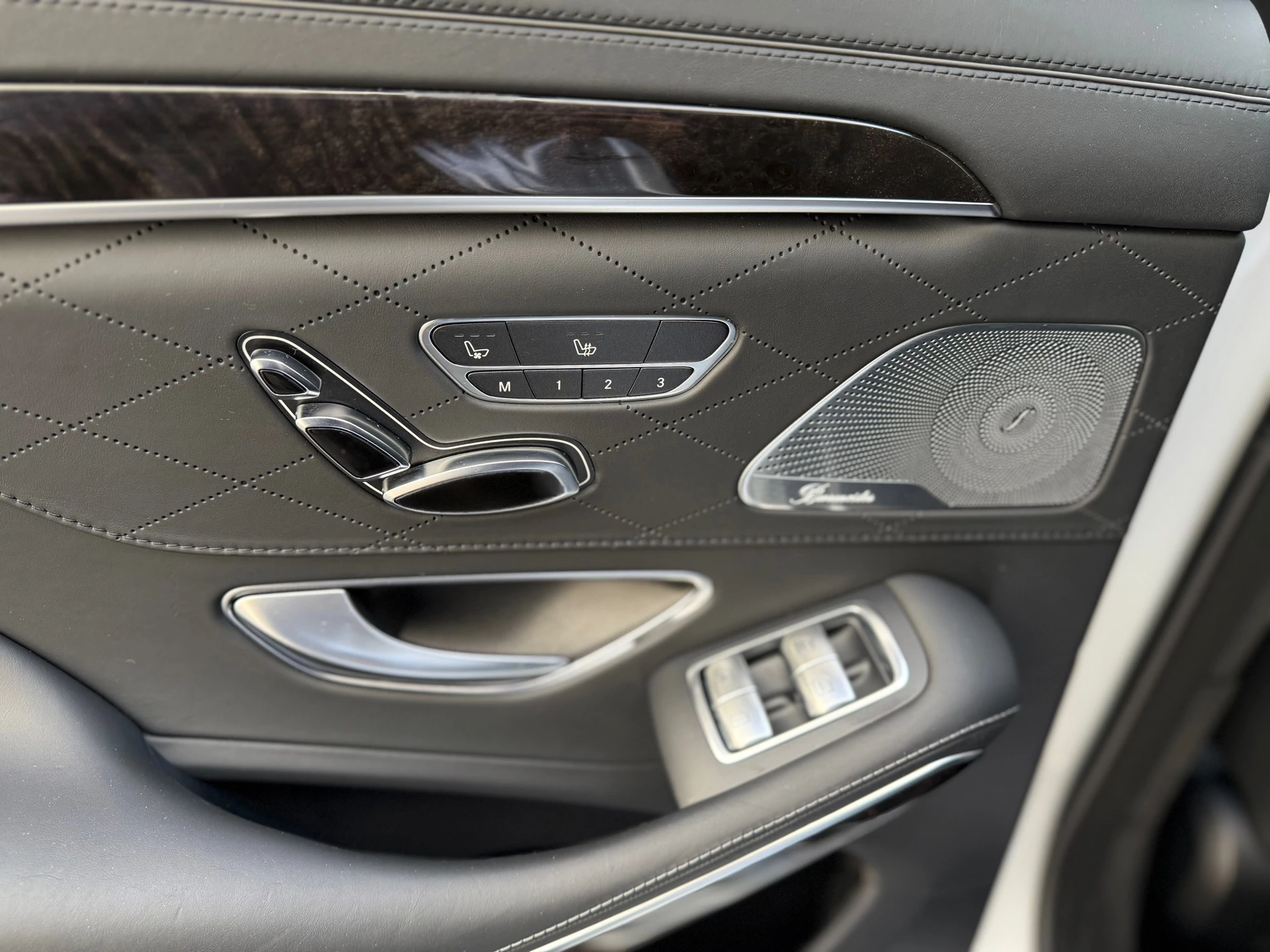 Hoofdafbeelding Mercedes-Benz S-Klasse