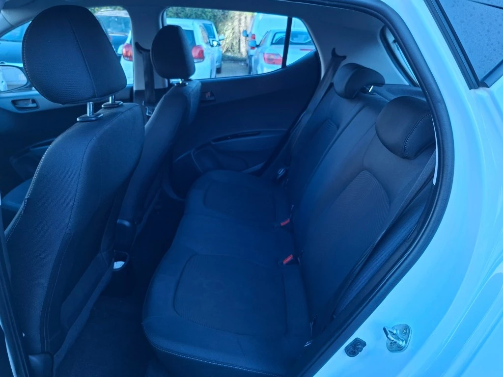 Hoofdafbeelding Hyundai i10