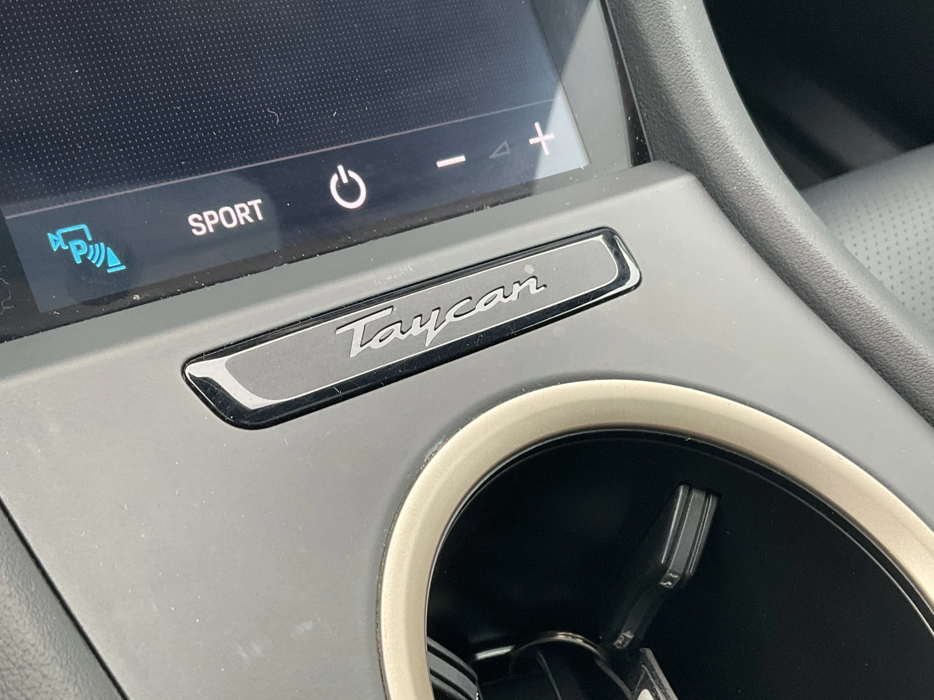 Hoofdafbeelding Porsche Taycan