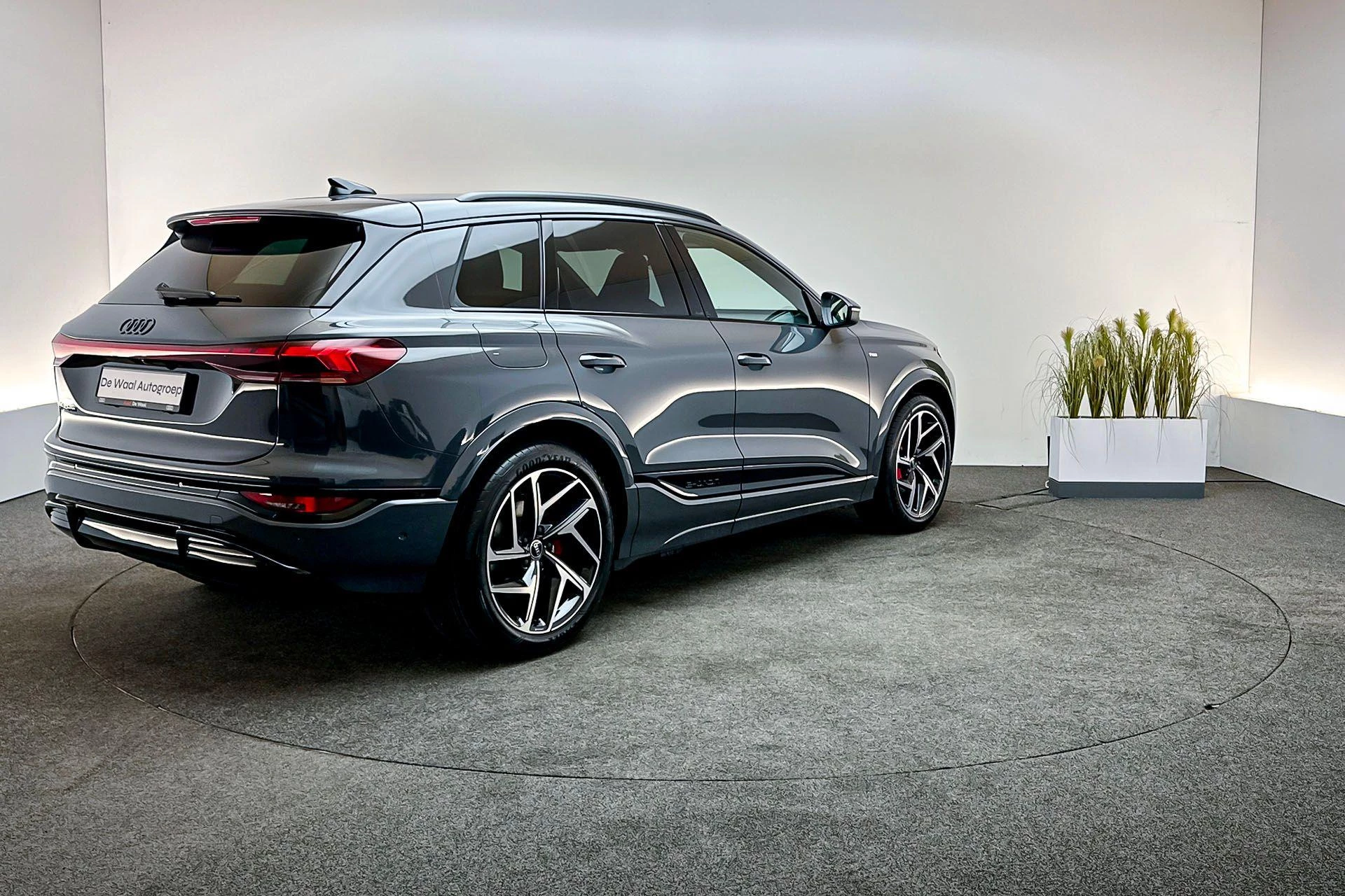 Hoofdafbeelding Audi Q6 e-tron