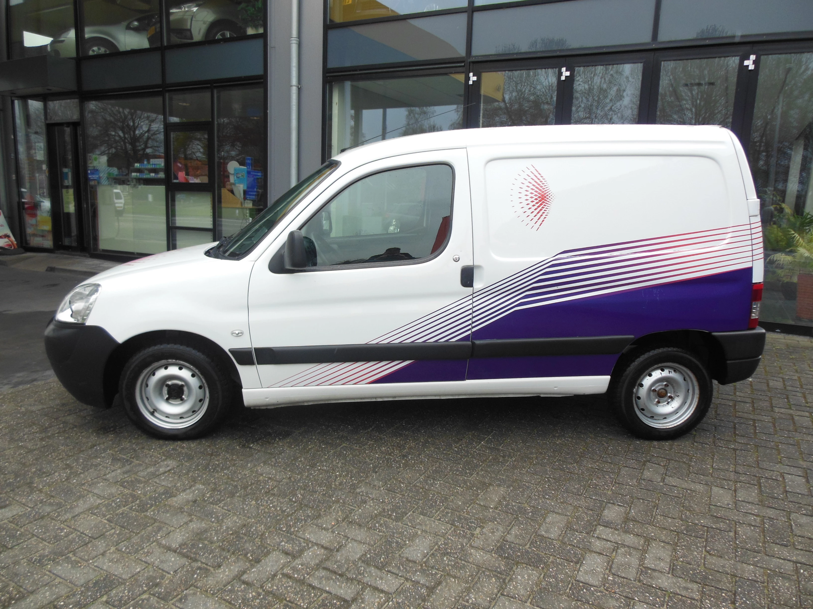 Hoofdafbeelding Peugeot Partner