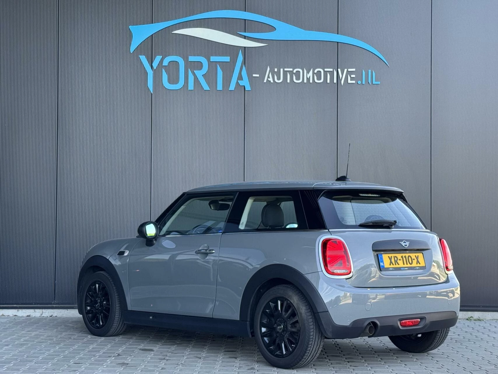 Hoofdafbeelding MINI One